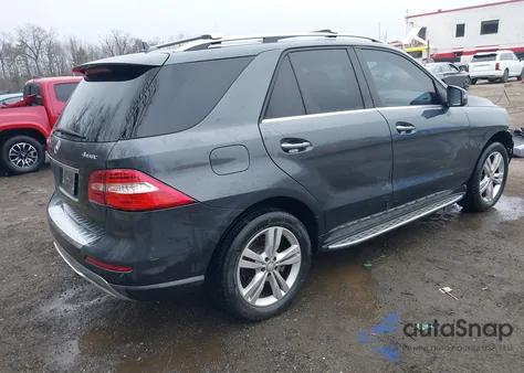 2013 Mercedes-Benz Ml 350 z USA, uszkodzony, nr VIN 4JGDA5JBXDA244990